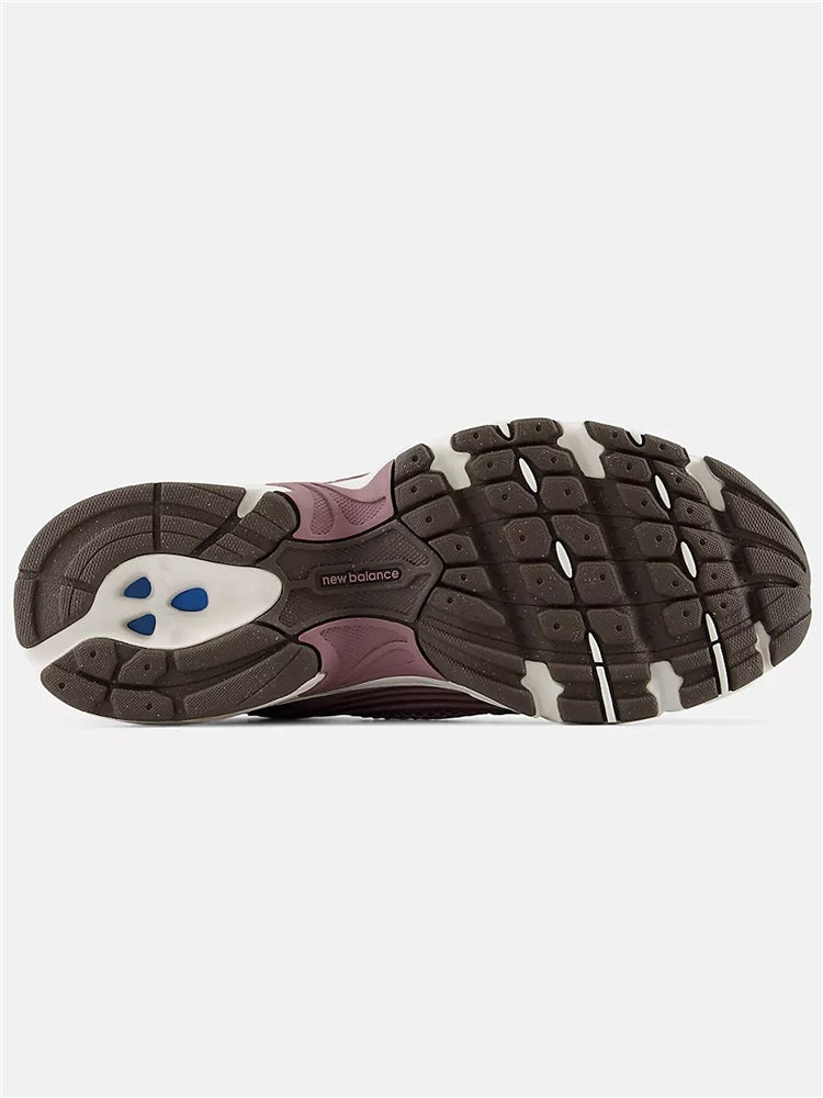 NEW BALANCE 530 FAST TRACK WITH PEBBLE