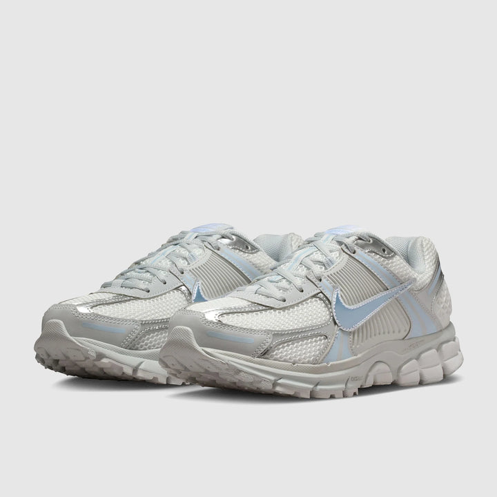 NIKE WOMENS ZOOM VOMERO 5 PURE PLATINUM CELESTINE BLUE