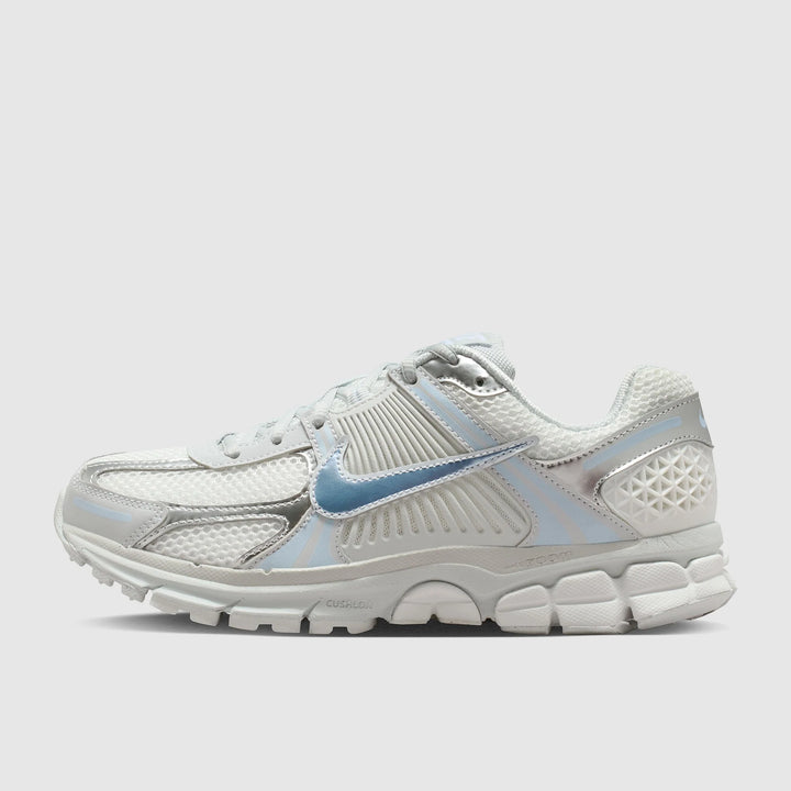 NIKE WOMENS ZOOM VOMERO 5 PURE PLATINUM CELESTINE BLUE
