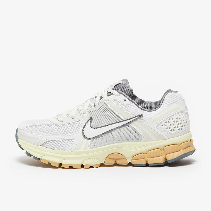 NIKE ZOOM VOMERO 5 SUMMIT WHITE PURE PLATINUM