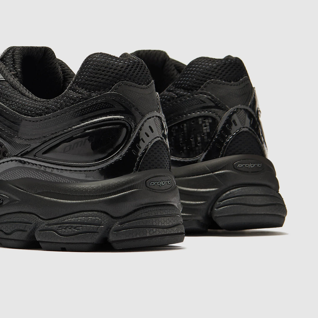 SAUCONY PROGRID OMNI 9 BLACK