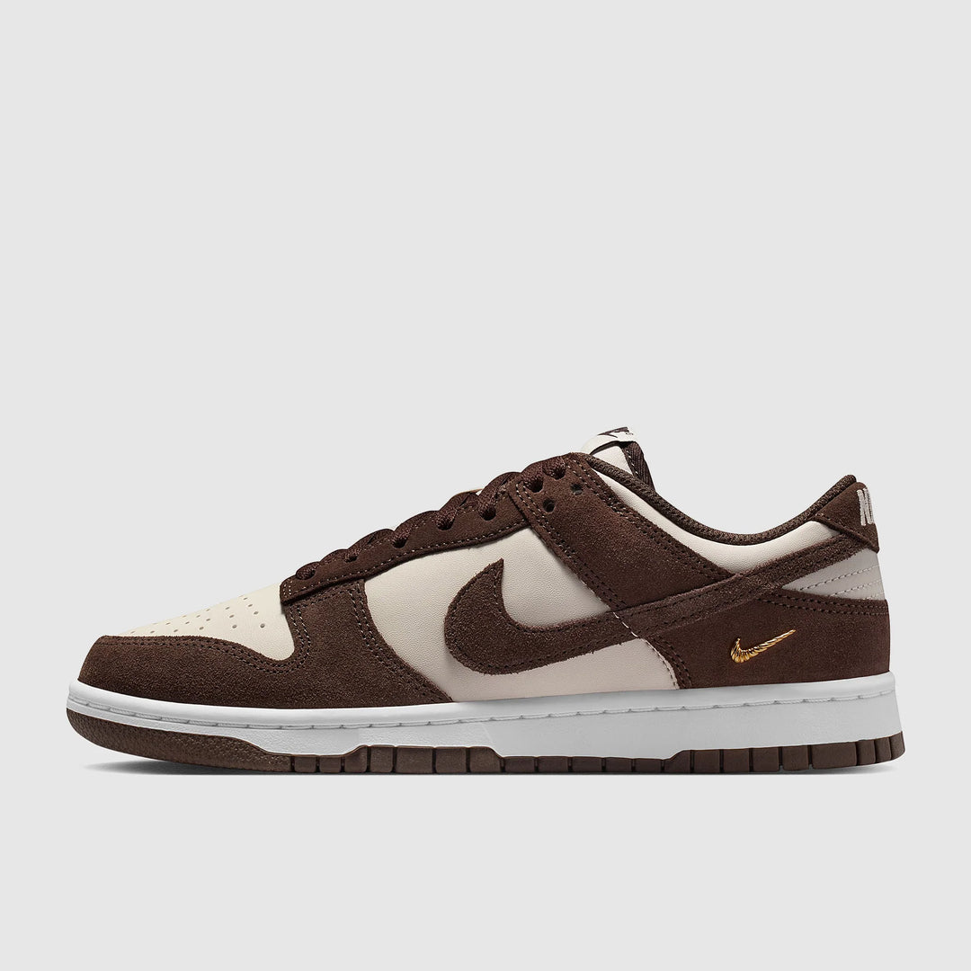 NIKE WOMENS DUNK LOW LT OREWOOD BROWN BAROQUE BROWN WHITE