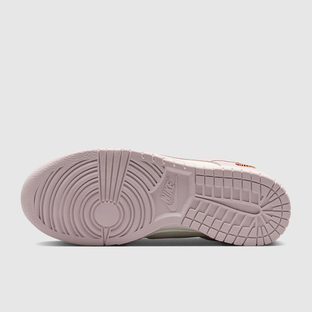 NIKE WOMENS DUNK LOW SAIL PEARL PINK WHITE METALLIC GOLD
