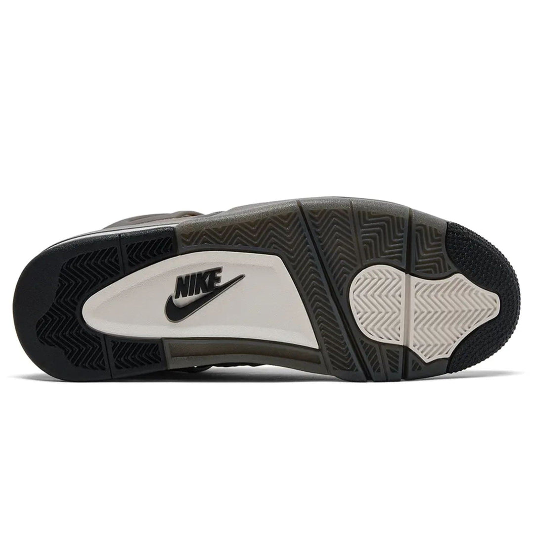 AIR JORDAN 4 RETRO &