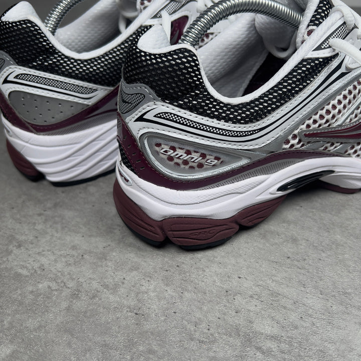 SAUCONY PROGRID OMNI 9 OG &