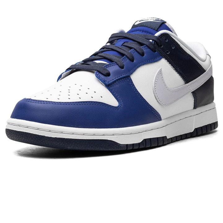 NIKE DUNK LOW &
