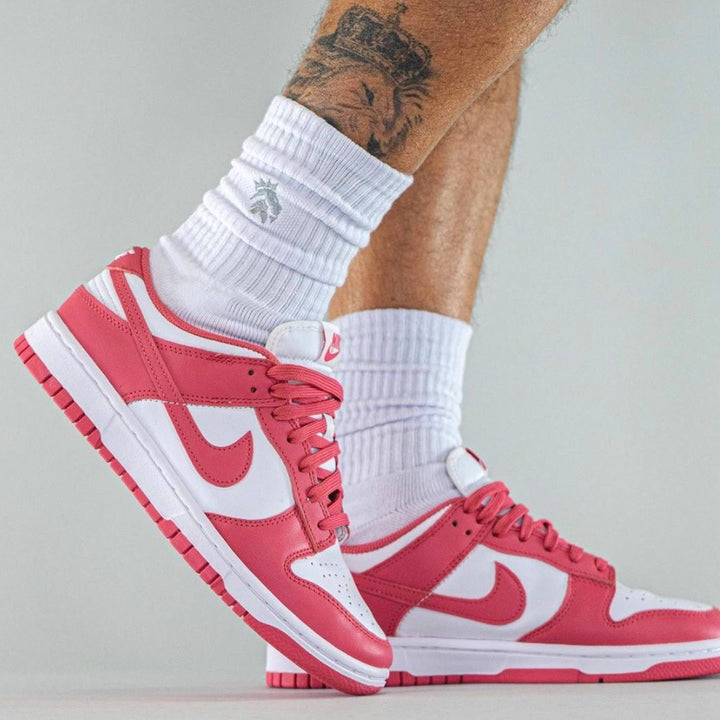 NIKE DUNK LOW WMNS &