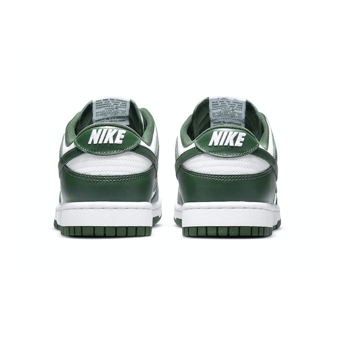 NIKE DUNK LOW &