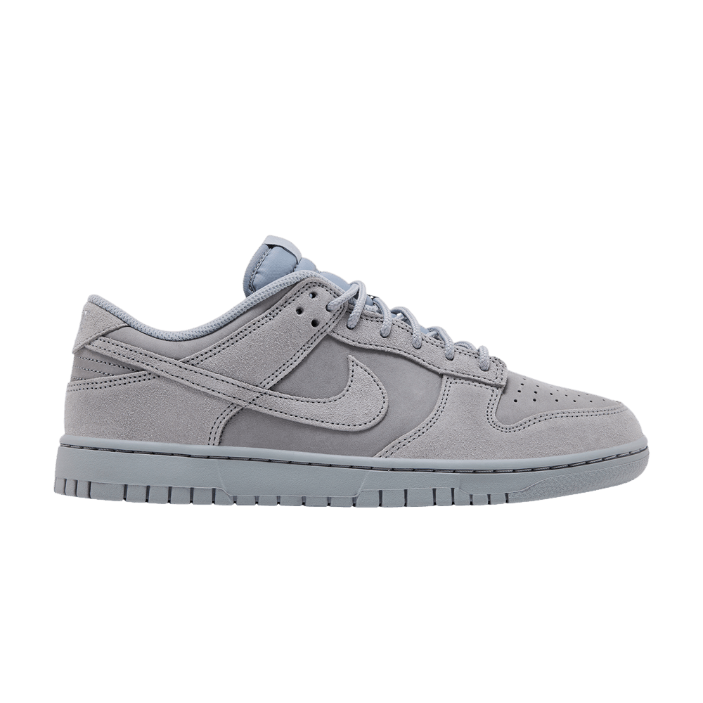 NIKE DUNK LOW SE WOLF GREY