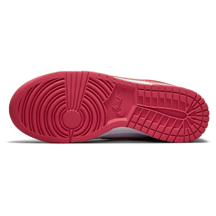 NIKE DUNK LOW WMNS &