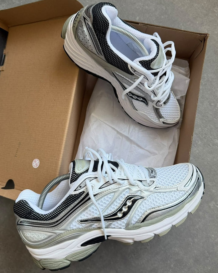 SAUCONY PROGRID OMNI 9 WHITE SAGE