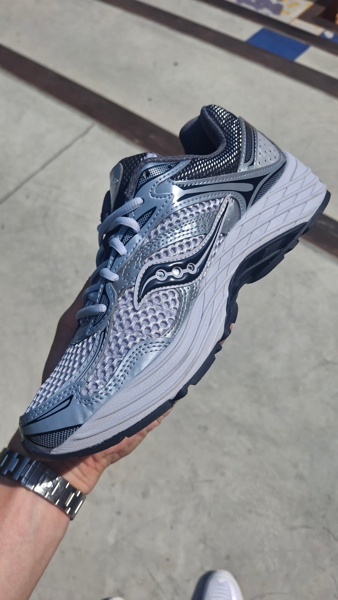 SAUCONY PROGRID OMNI 9 OG &