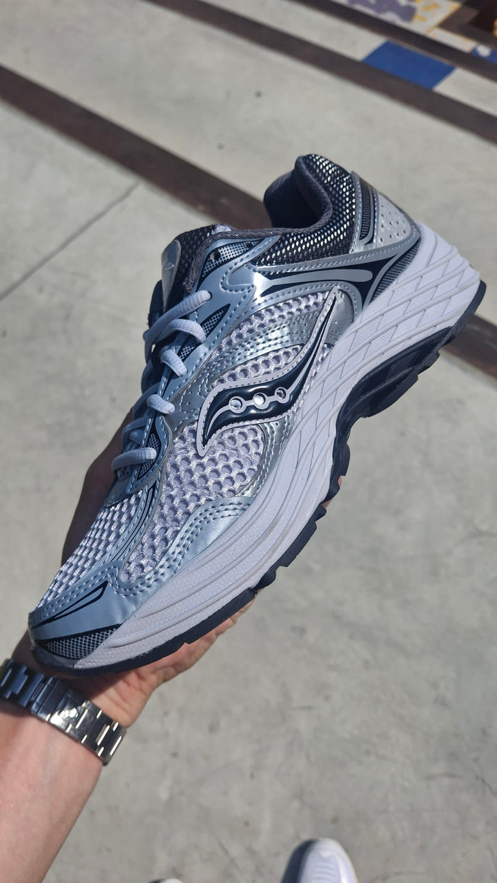 SAUCONY PROGRID OMNI 9 OG &