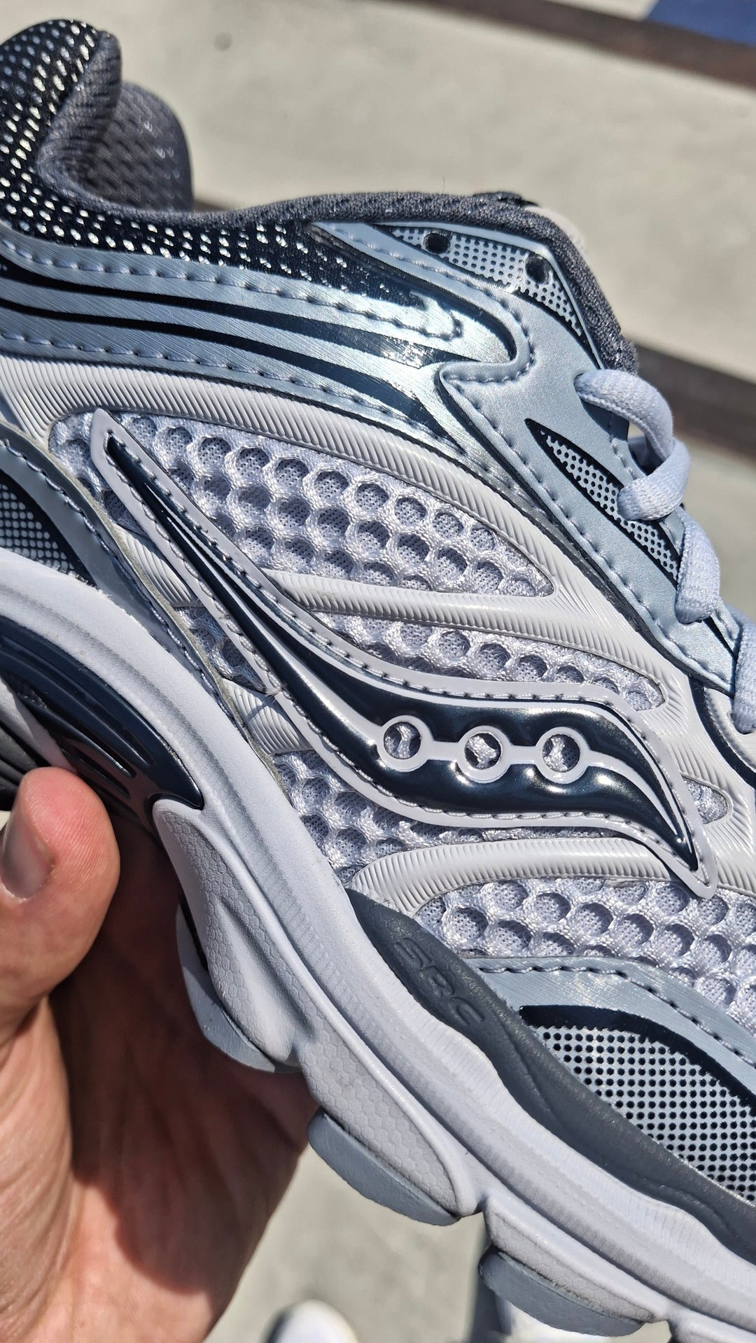 SAUCONY PROGRID OMNI 9 OG &