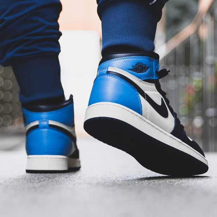 AIR JORDAN 1 RETRO HIGH OG &