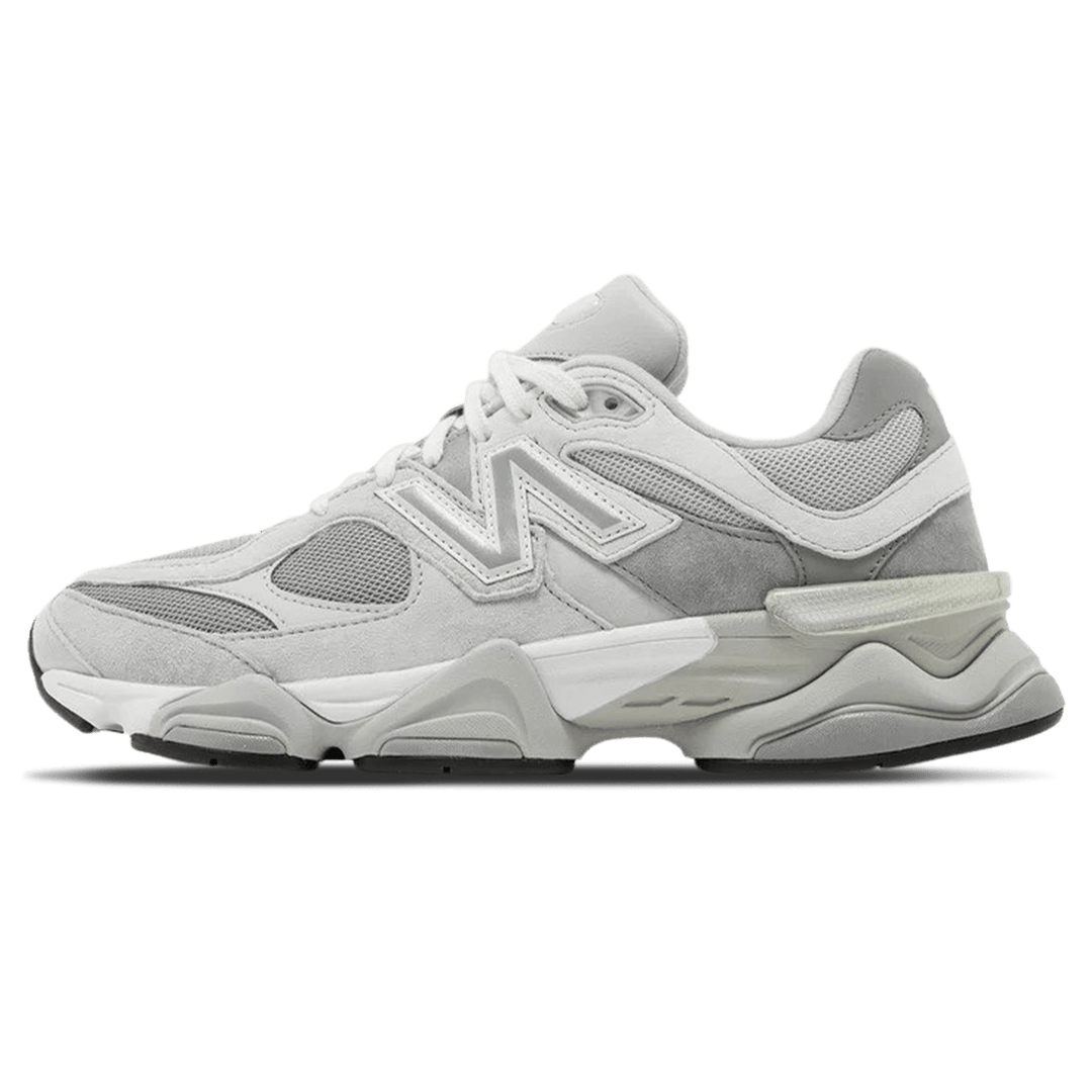 NEW BALANCE 9060 &