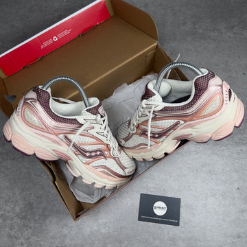 SAUCONY PROGRID OMNI 9 'IVORY PEONY' - USA EXCLUSIVE