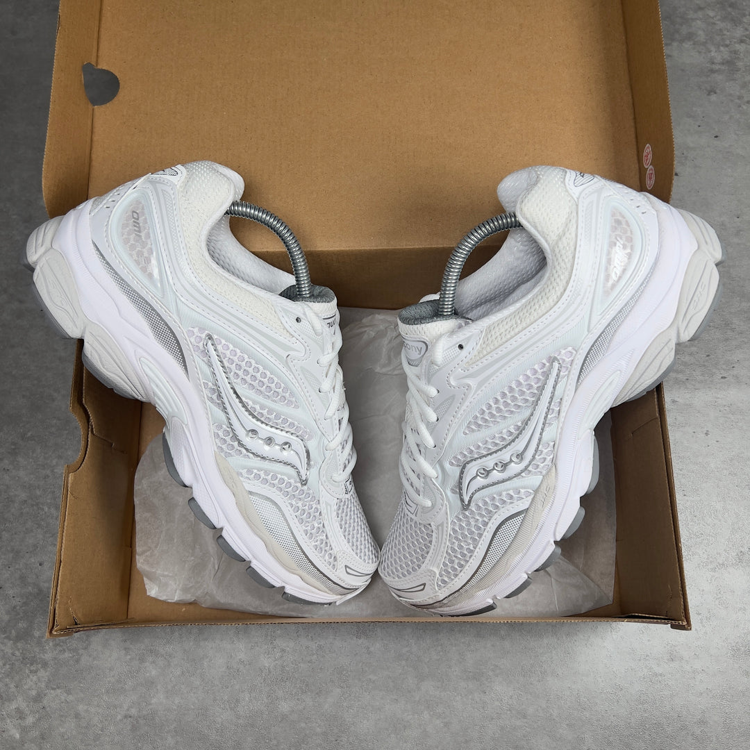 SAUCONY PROGRID OMNI 9 OG TRIPLE WHITE
