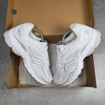 SAUCONY PROGRID OMNI 9 OG TRIPLE WHITE