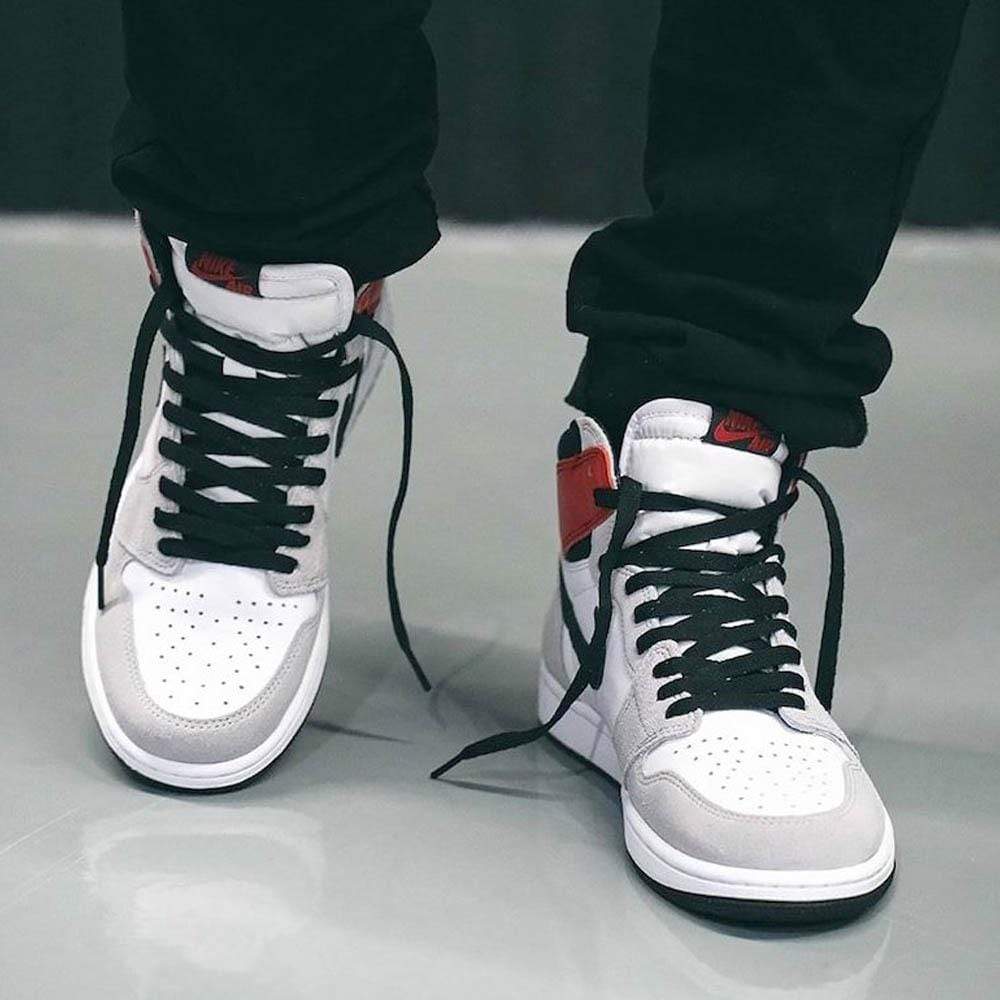 AIR JORDAN 1 RETRO HIGH OG &