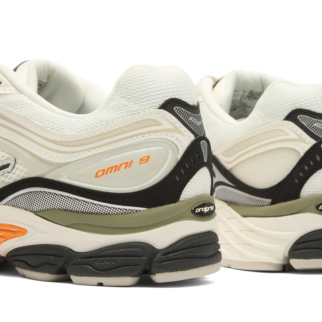 SAUCONY PROGRID OMNI 9 WHITE TUMERIC — Stock 