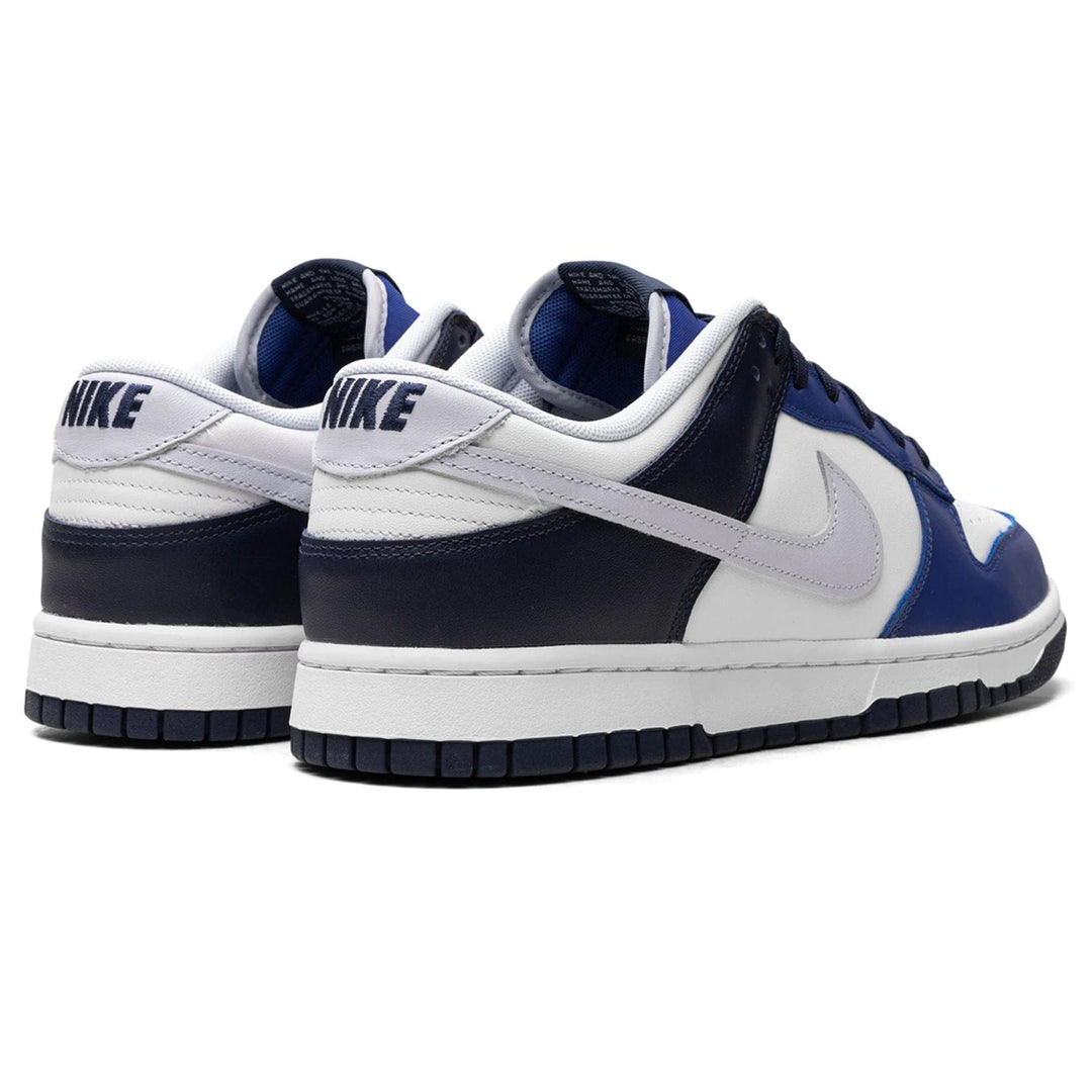 NIKE DUNK LOW &