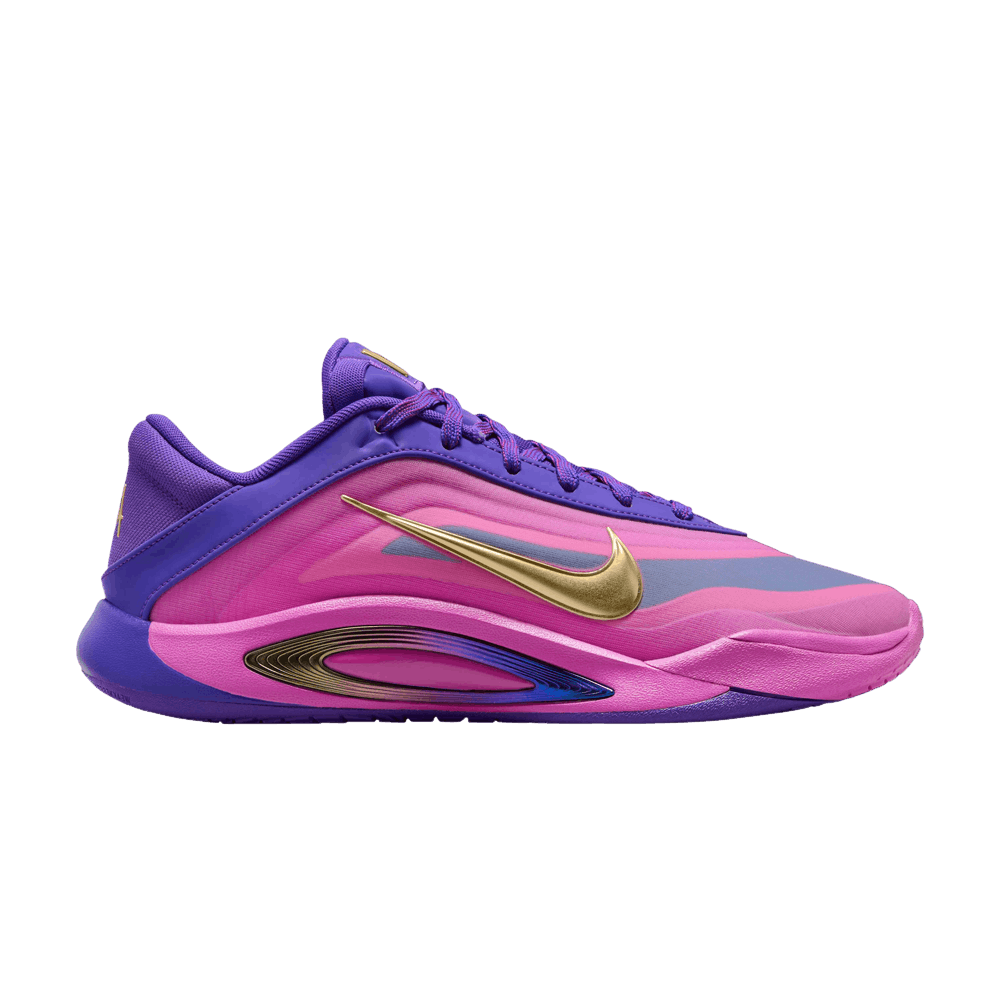 NIKE A&