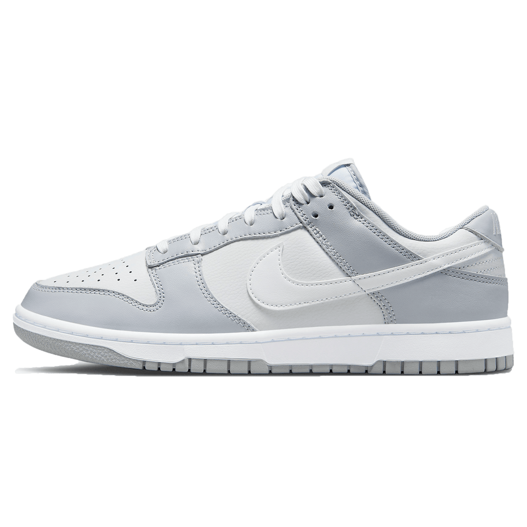 NIKE DUNK LOW &