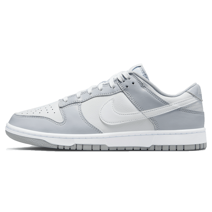 NIKE DUNK LOW &