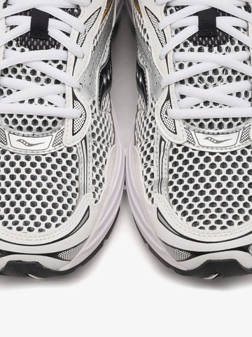 SAUCONY PROGRID OMNI 9 SILVER GOLD