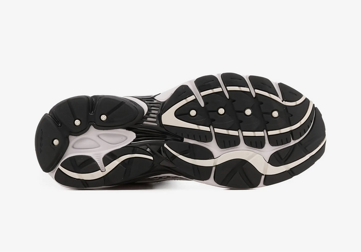 SAUCONY PROGRID OMNI 9 SILVER GOLD