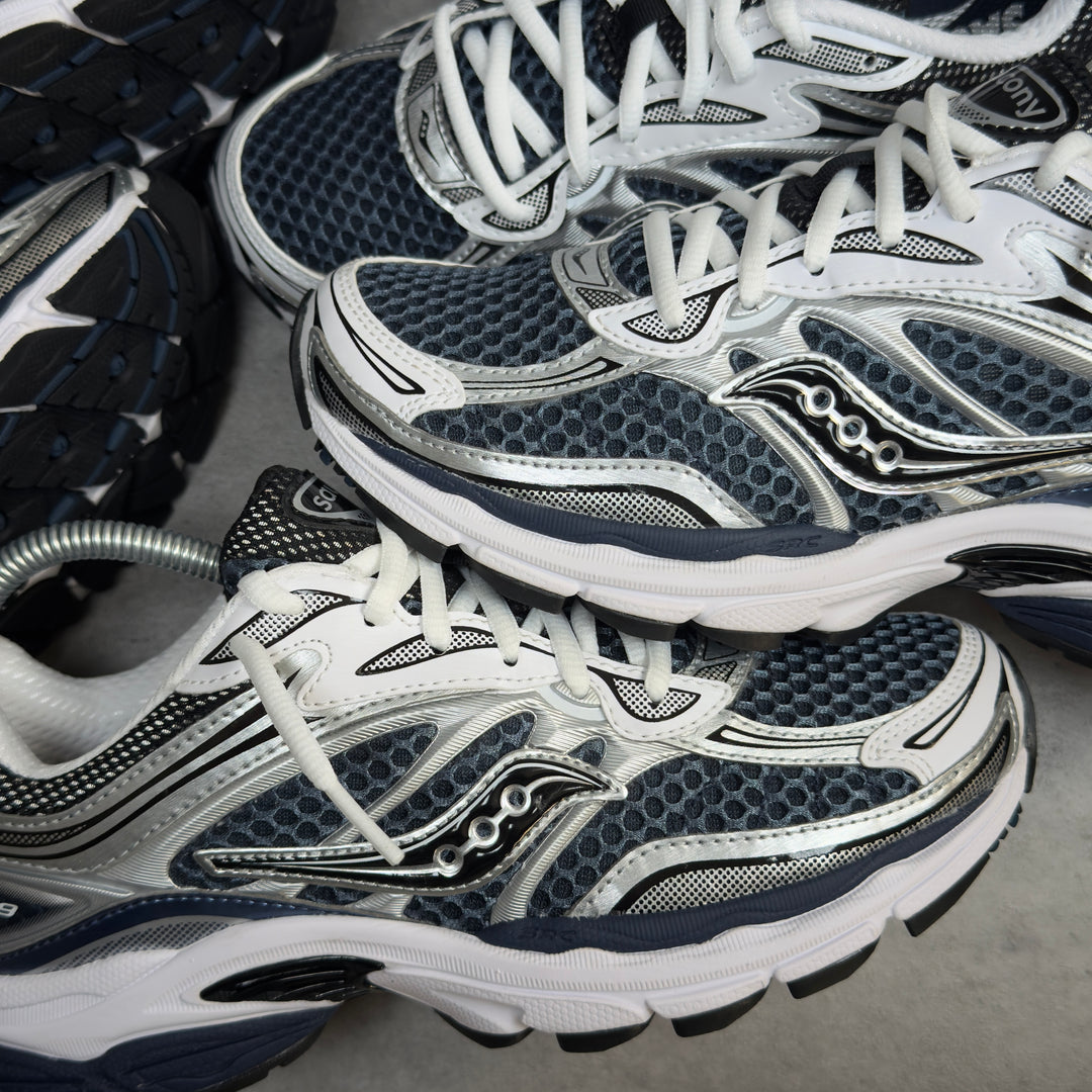 SAUCONY PROGRID OMNI 9 DEEP NAVY