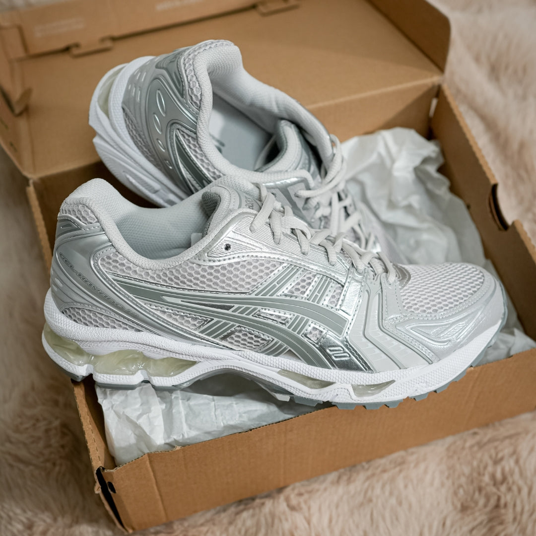 ASICS GEL-KAYANO 14 &