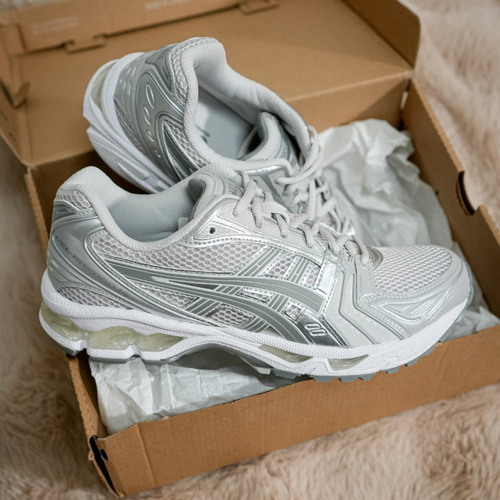 ASICS GEL-KAYANO 14 &