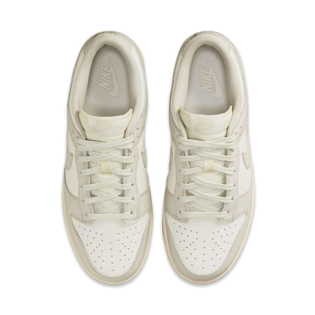 NIKE DUNK LOW WMNS &