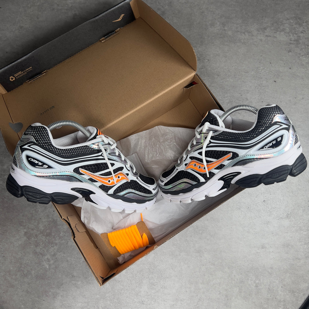 SAUCONY PROGRID OMNI 9 SPEED SHADES WHITE BLACK ORANGE