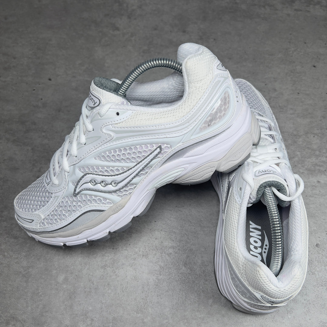 SAUCONY PROGRID OMNI 9 OG TRIPLE WHITE