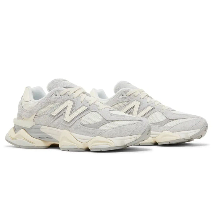 NEW BALANCE 9060 &