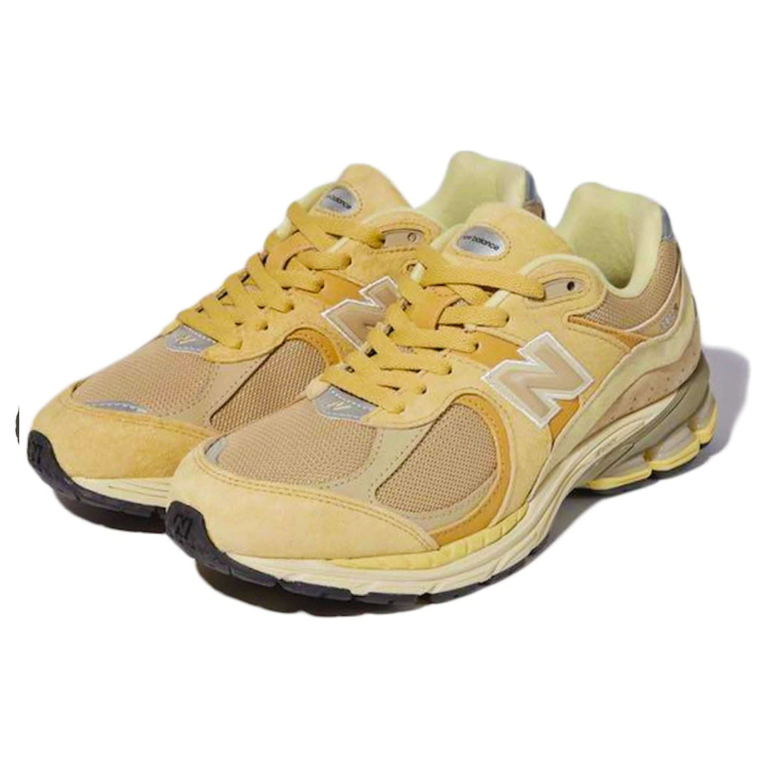 AURALEE X NEW BALANCE 2002R &