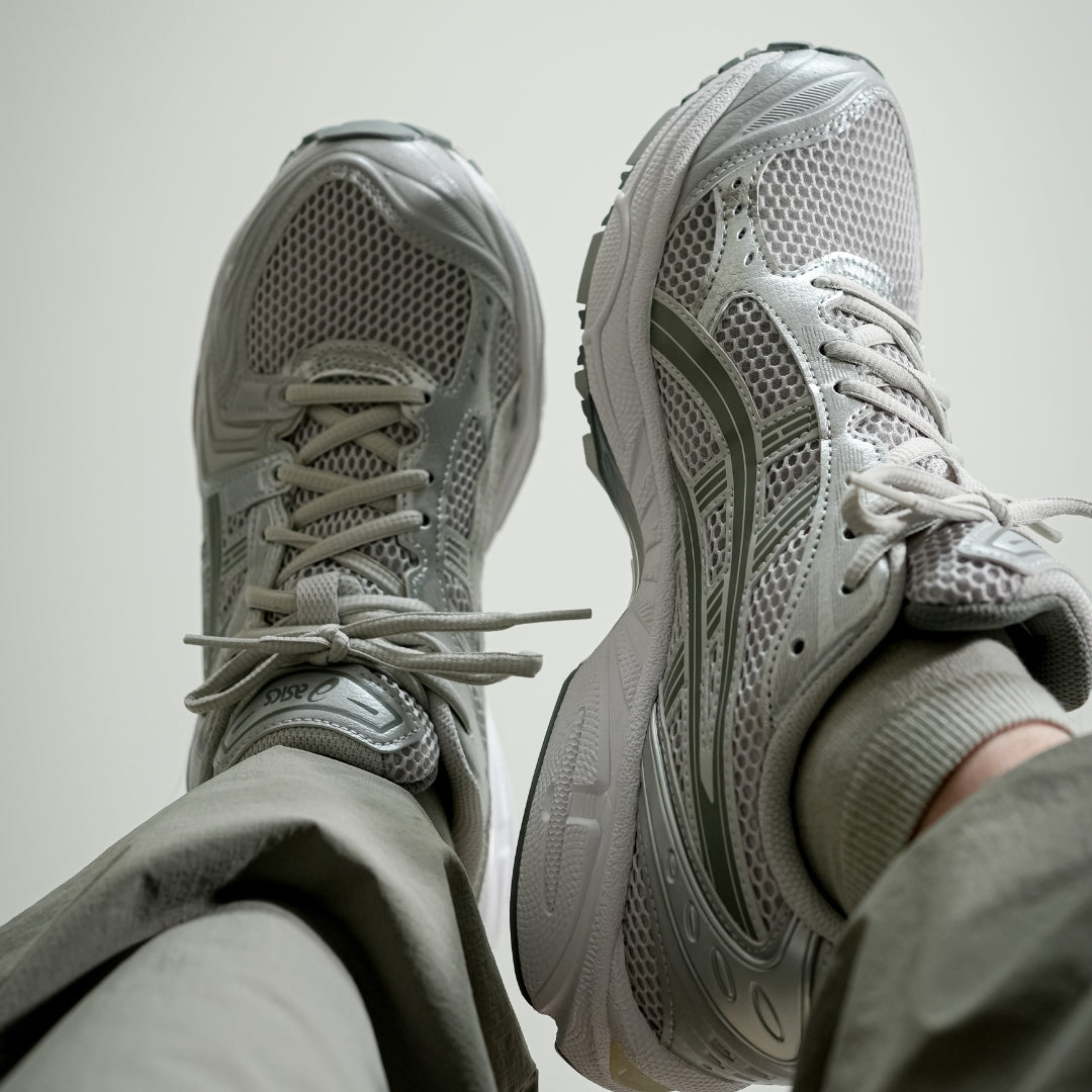 ASICS GEL-KAYANO 14 &
