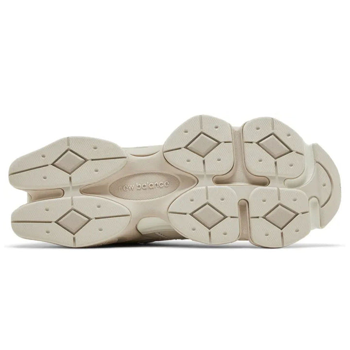 NEW BALANCE 9060 &