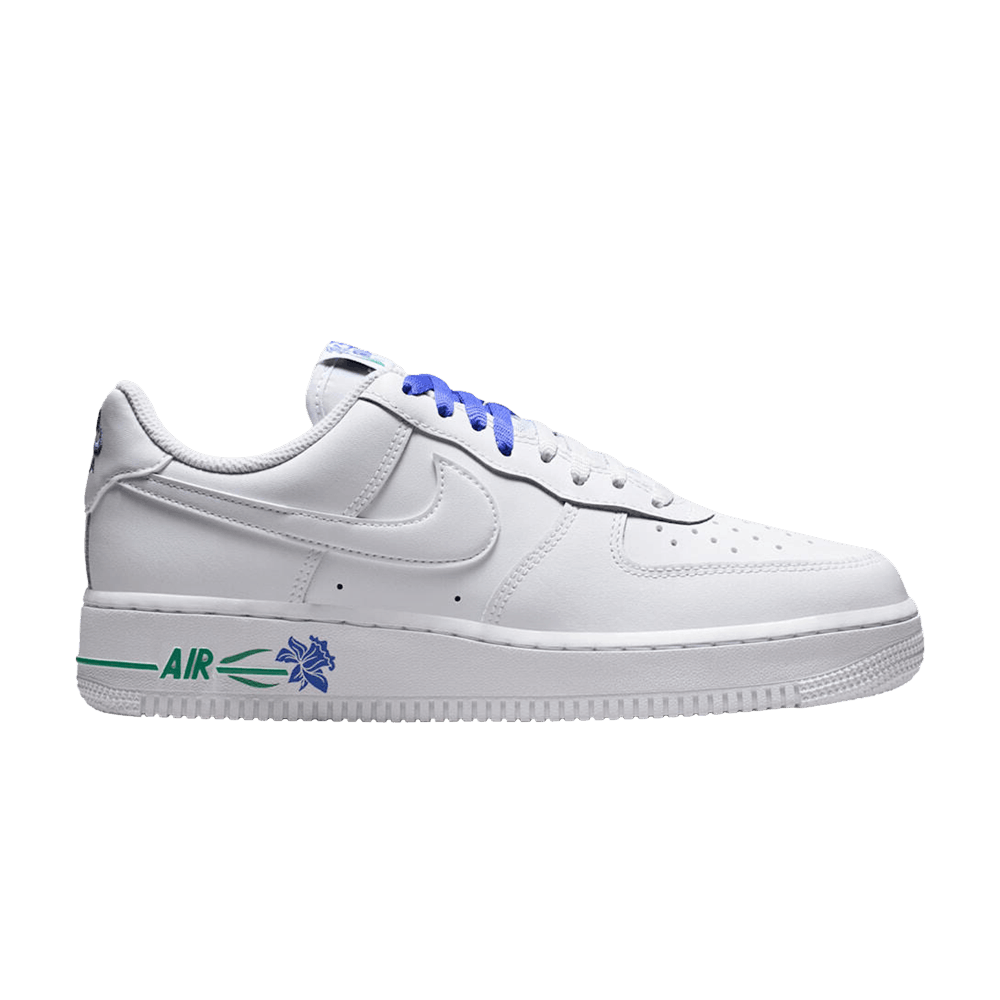 NIKE AIR FORCE 1 LOW &