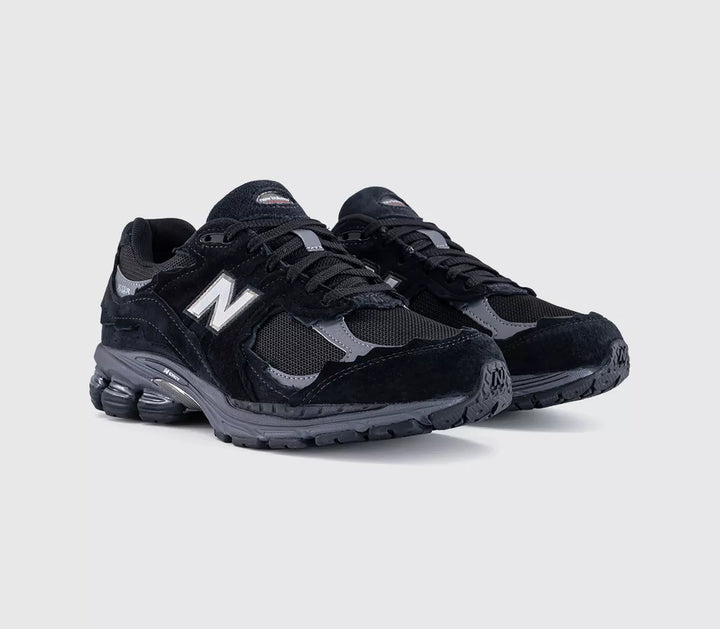 NEW BALANCE 2002R BLACK REFLECTIVE