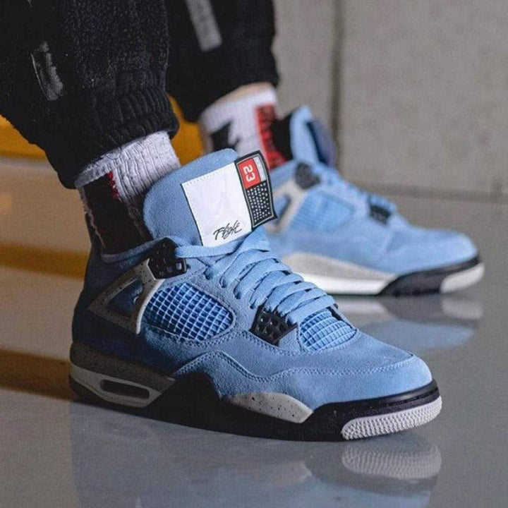 AIR JORDAN 4 RETRO &
