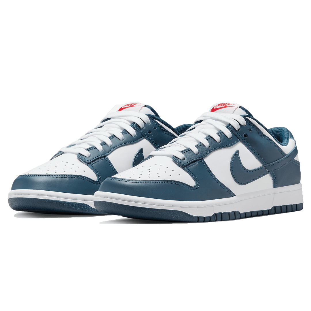 NIKE DUNK LOW &