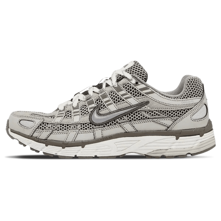 NIKE P-6000 PREMIUM &