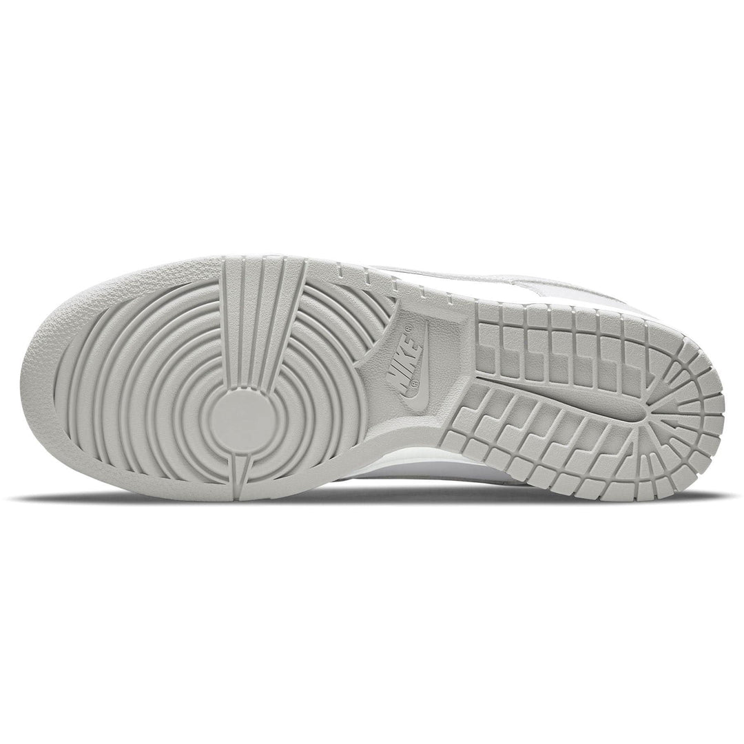 NIKE DUNK LOW &
