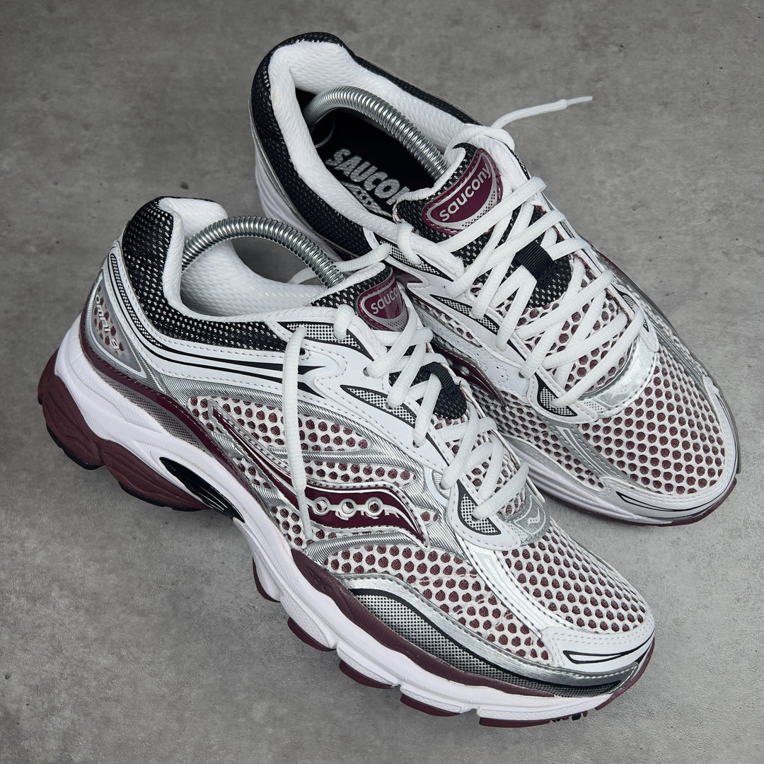 SAUCONY PROGRID OMNI 9 OG &