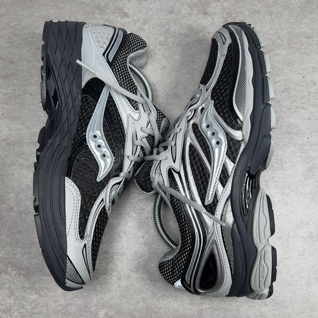 SAUCONY PROGRID OMNI 9 &