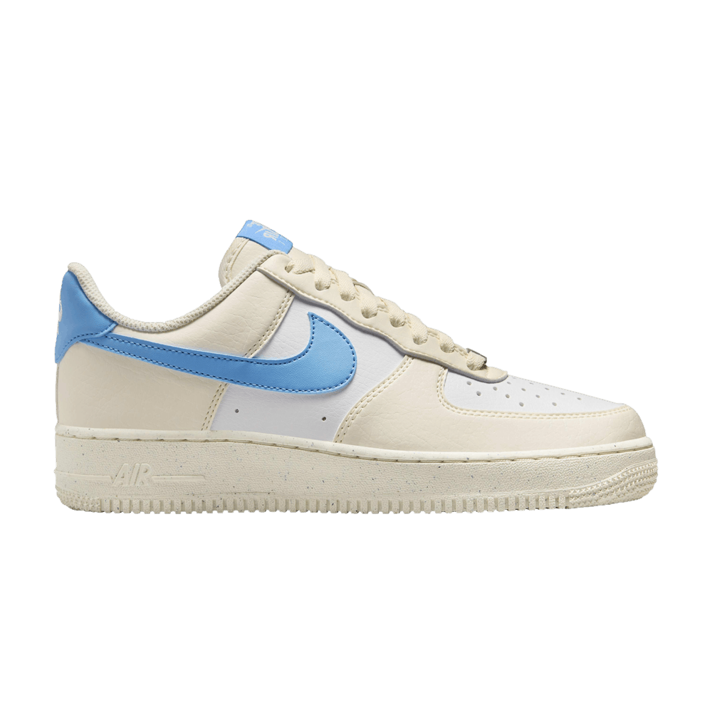 NIKE AIR FORCE 1 LOW &